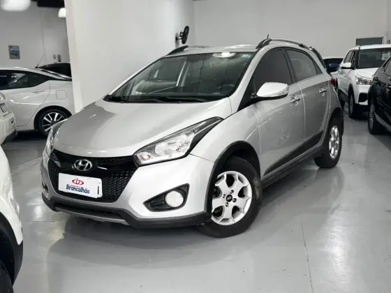 HYUNDAI HB20X 1.6 16V PREMIUM FLEX 4P AUTOMÁTICO