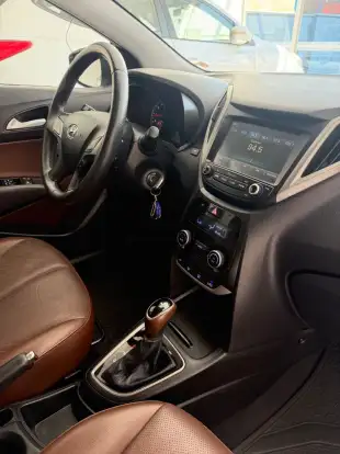 HYUNDAI-HB20X-2019