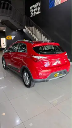 HYUNDAI-HB20X-2014