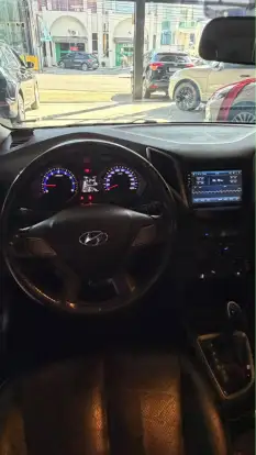 HYUNDAI-HB20X-2014