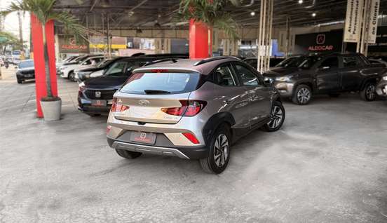 HYUNDAI-HB20X-2021