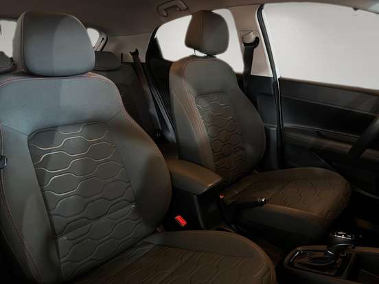 HYUNDAI-HB20X-2020