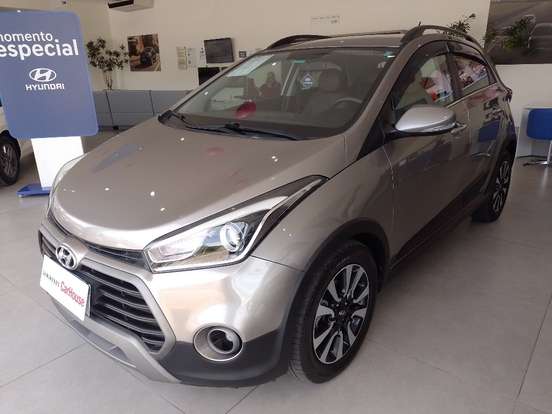 HYUNDAI-HB20X-2019