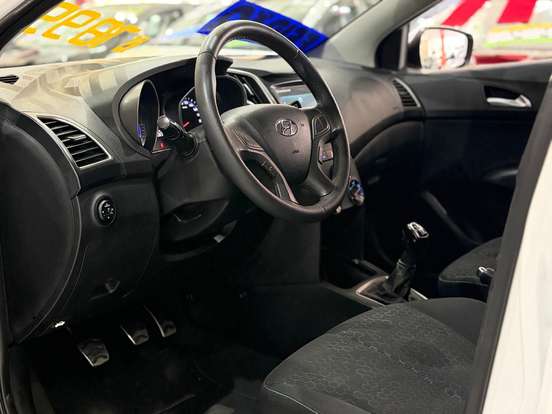 HYUNDAI-HB20X-1.6 16V STYLE FLEX 4P MANUAL HYUNDAI-HB20X-2018