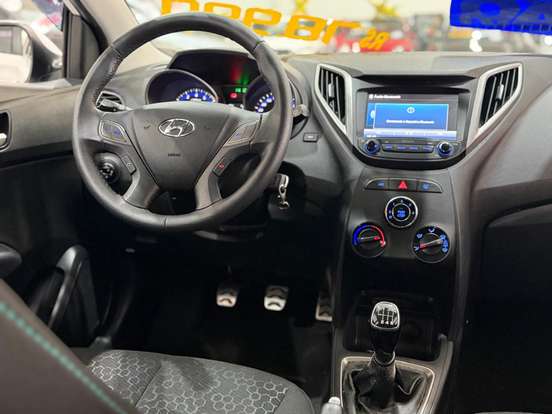 HYUNDAI-HB20X-1.6 16V STYLE FLEX 4P MANUAL HYUNDAI-HB20X-2018