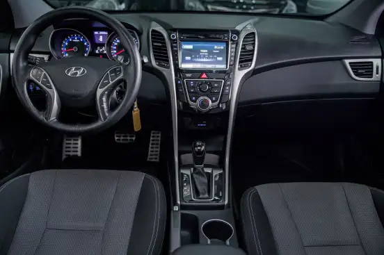 HYUNDAI-I30-2015