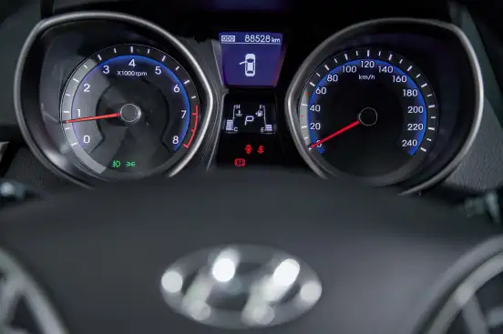 HYUNDAI-I30-2015