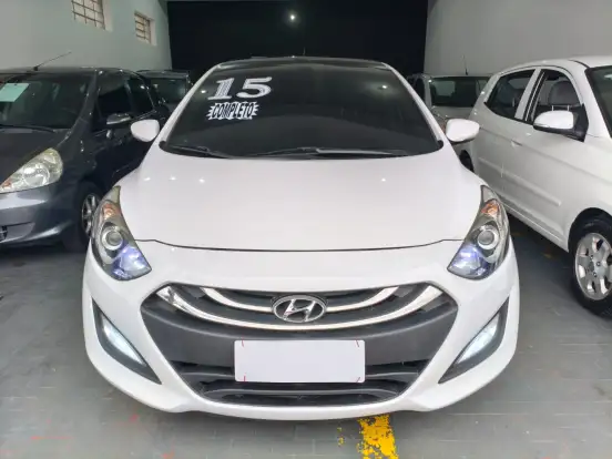 HYUNDAI-I30-1.8 MPI 16V GASOLINA SÉRIE LIMITADA 4P AUTOMATICO HYUNDAI-I30-2014
