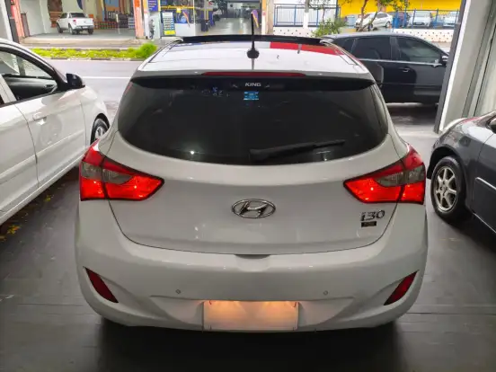 HYUNDAI-I30-1.8 MPI 16V GASOLINA SÉRIE LIMITADA 4P AUTOMATICO HYUNDAI-I30-2014