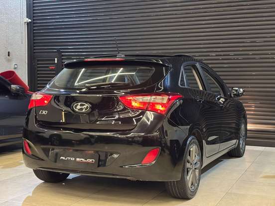 HYUNDAI-I30-2015