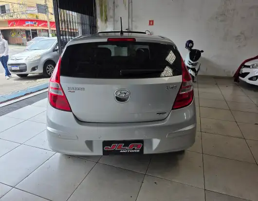 HYUNDAI-I30-2009