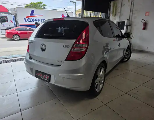 HYUNDAI-I30-2009
