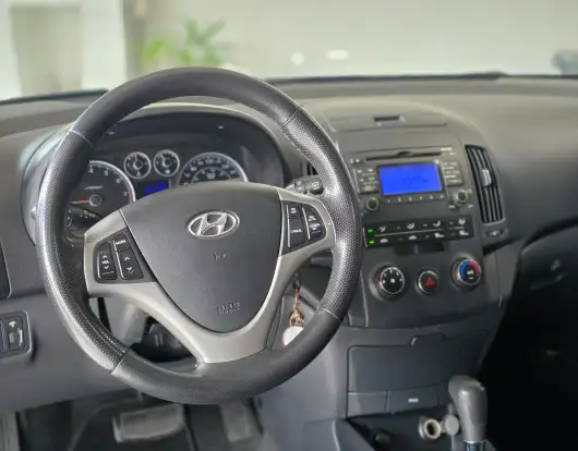 HYUNDAI-I30-2009