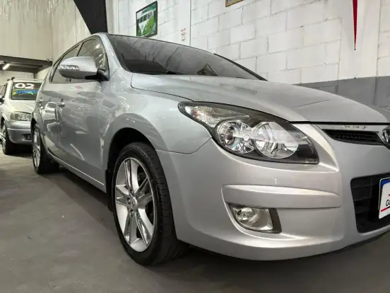 HYUNDAI-I30-2.0 MPI 16V GASOLINA 4P AUTOMÁTICO HYUNDAI-I30-2010