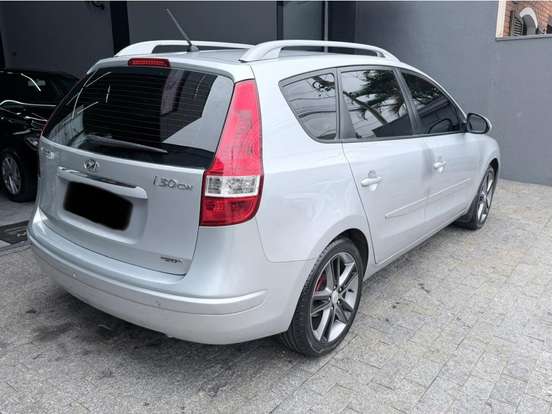 HYUNDAI-I30-2011
