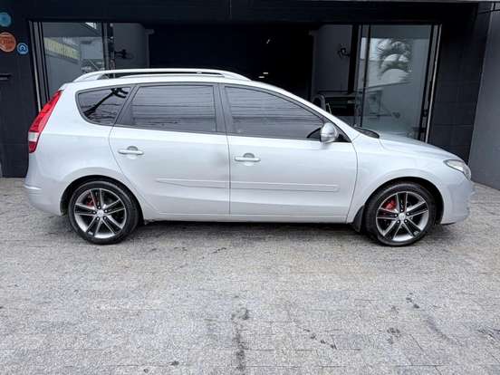 HYUNDAI-I30-2011