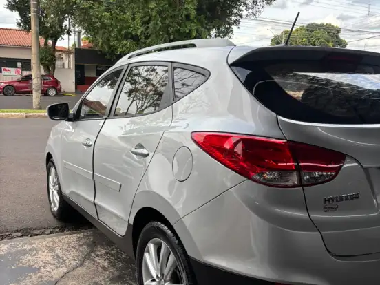 HYUNDAI-IX35-2.0 MPFI GLS 16V FLEX 4P AUTOMÁTICO HYUNDAI-IX35-2014