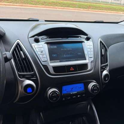 HYUNDAI-IX35-2.0 MPFI GLS 4X2 16V GASOLINA 4P AUTOMÁTICO HYUNDAI-IX35-2012
