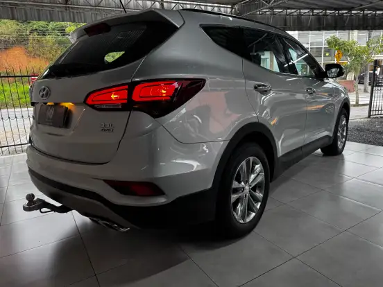 HYUNDAI-SANTA FÉ-3.3 MPFI 4X4 V6 270CV GASOLINA 4P AUTOMÁTICO HYUNDAI-SANTA FÉ-2015