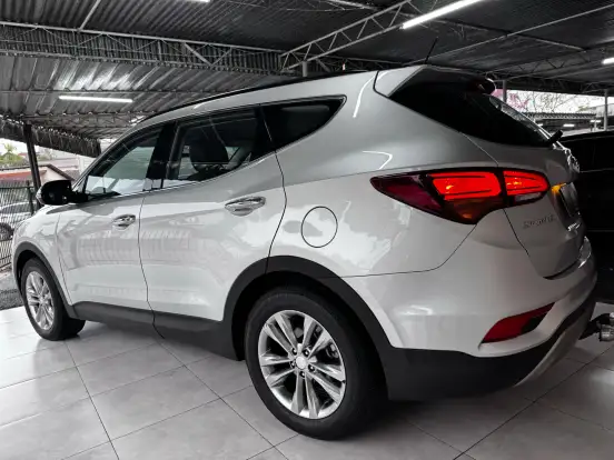 HYUNDAI-SANTA FÉ-3.3 MPFI 4X4 V6 270CV GASOLINA 4P AUTOMÁTICO HYUNDAI-SANTA FÉ-2015