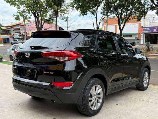 HYUNDAI-TUCSON-1.6 16V T-GDI GASOLINA GLS ECOSHIFT HYUNDAI-TUCSON-2017