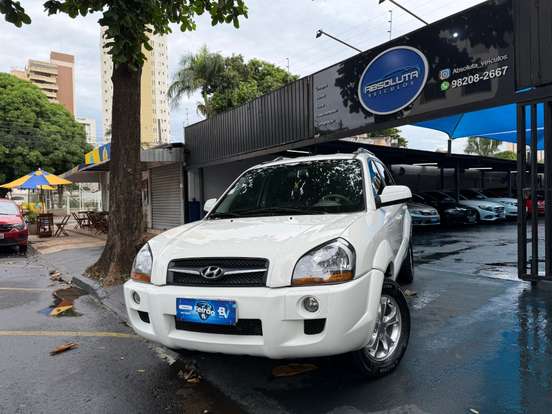 HYUNDAI-TUCSON-2.0 MPFI GLS 16V 143CV 2WD FLEX 4P AUTOMÁTICO HYUNDAI-TUCSON-2015