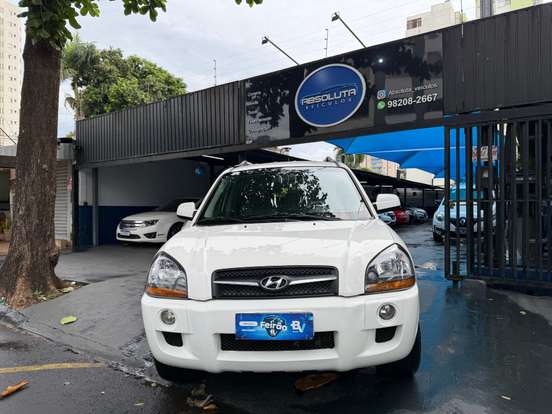 HYUNDAI-TUCSON-2.0 MPFI GLS 16V 143CV 2WD FLEX 4P AUTOMÁTICO HYUNDAI-TUCSON-2015