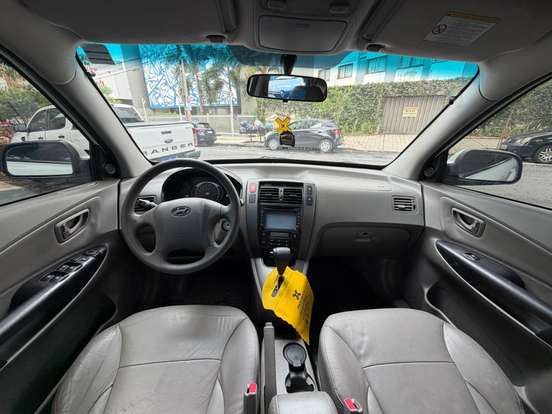 HYUNDAI-TUCSON-2.0 MPFI GLS 16V 143CV 2WD FLEX 4P AUTOMÁTICO HYUNDAI-TUCSON-2015