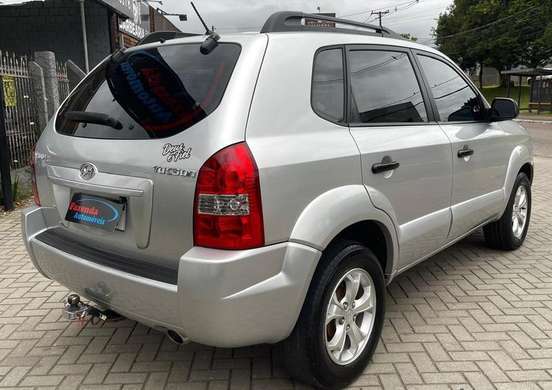 HYUNDAI-TUCSON-2009