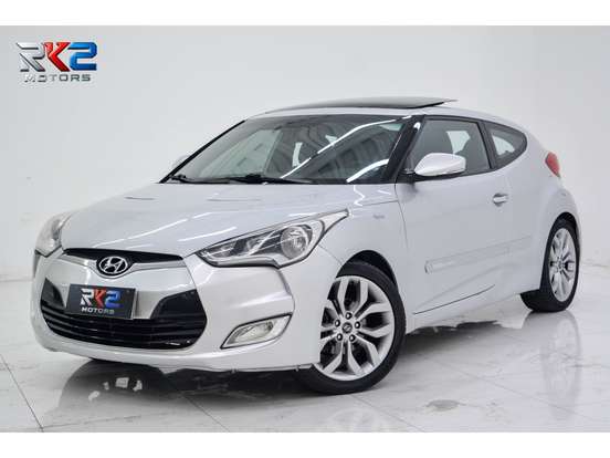 HYUNDAI-VELOSTER-2012