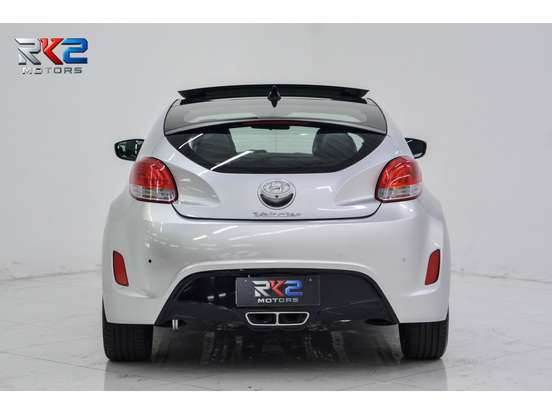 HYUNDAI-VELOSTER-2012