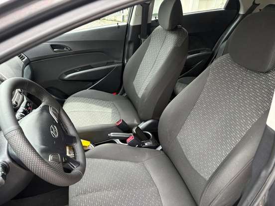 HYUNDAI-HB20-2017