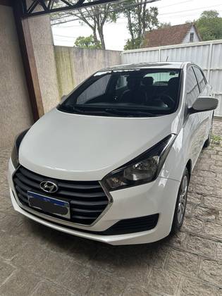 HYUNDAI HB20 1.0 COMFORT PLUS 12V TURBO FLEX 4P MANUAL