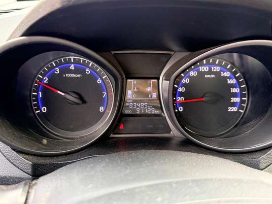 HYUNDAI-HB20-1.6 PREMIUM 16V FLEX 4P MANUAL HYUNDAI-HB20-2013