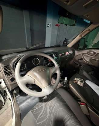 HYUNDAI-HR-2011