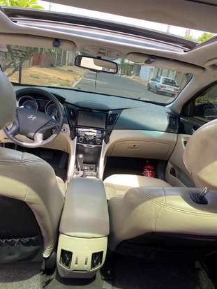 HYUNDAI-SONATA-2011