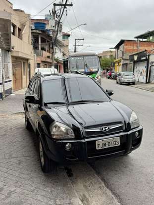 HYUNDAI-TUCSON-2012