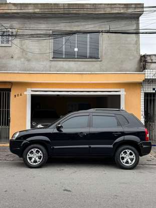 HYUNDAI-TUCSON-2012