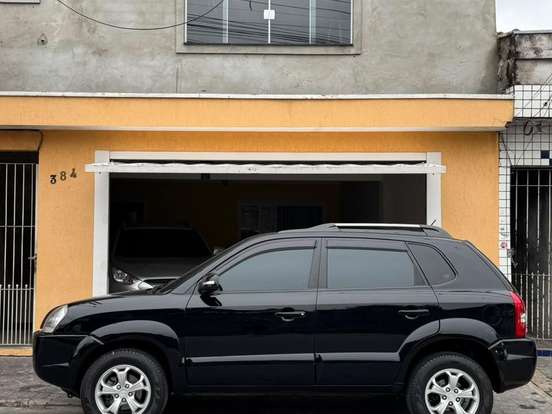HYUNDAI-TUCSON-2.0 MPFI GLS 16V 143CV 2WD GASOLINA 4P AUTOMÁTICO HYUNDAI-TUCSON-2012