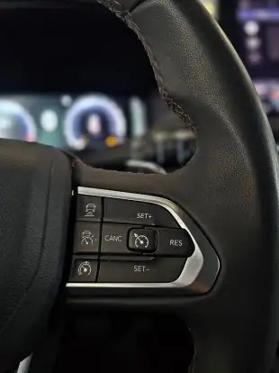 JEEP-COMMANDER-2023