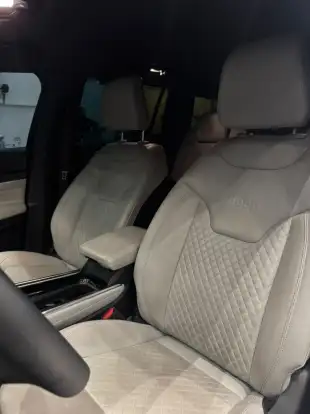 JEEP-COMMANDER-2023