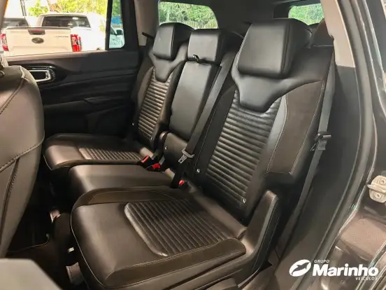 JEEP-COMMANDER-2024