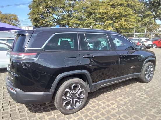 JEEP-COMMANDER-1.3 T270 TURBO FLEX LIMITED AT6 JEEP-COMMANDER-2023