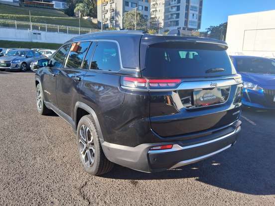 JEEP-COMMANDER-2024