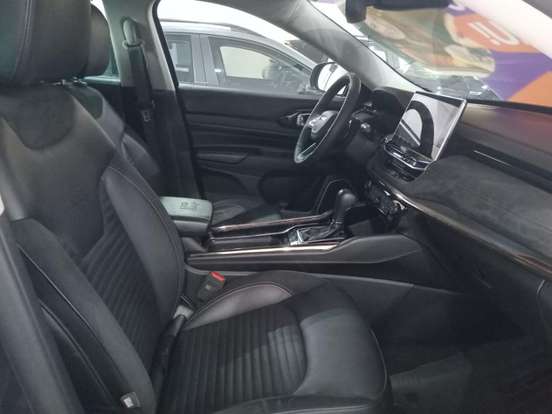 JEEP-COMMANDER-1.3 T270 TURBO FLEX LIMITED AT6 JEEP-COMMANDER-2023