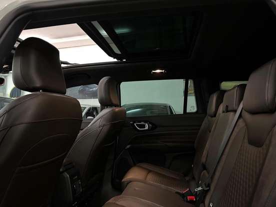 JEEP-COMMANDER-1.3 T270 TURBO FLEX LIMITED AT6 JEEP-COMMANDER-2023