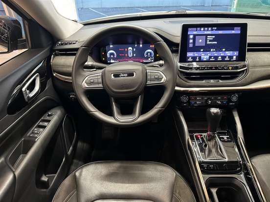 JEEP-COMMANDER-2021