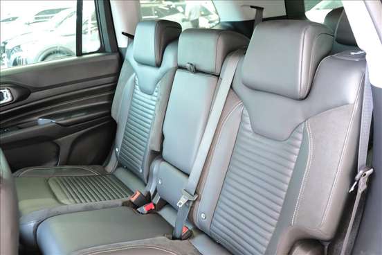 JEEP-COMMANDER-1.3 T270 TURBO FLEX LONGITUDE AT6 JEEP-COMMANDER-2023