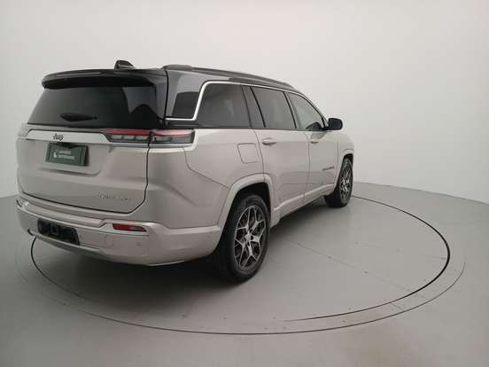 JEEP-COMMANDER-2022