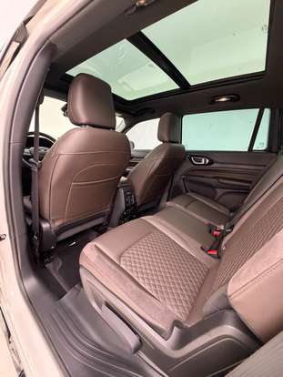 JEEP-COMMANDER-2021